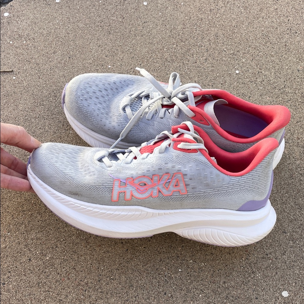 Hoka Women's Mach 6 Running Shoes - size 8 - Picture 8 of 9